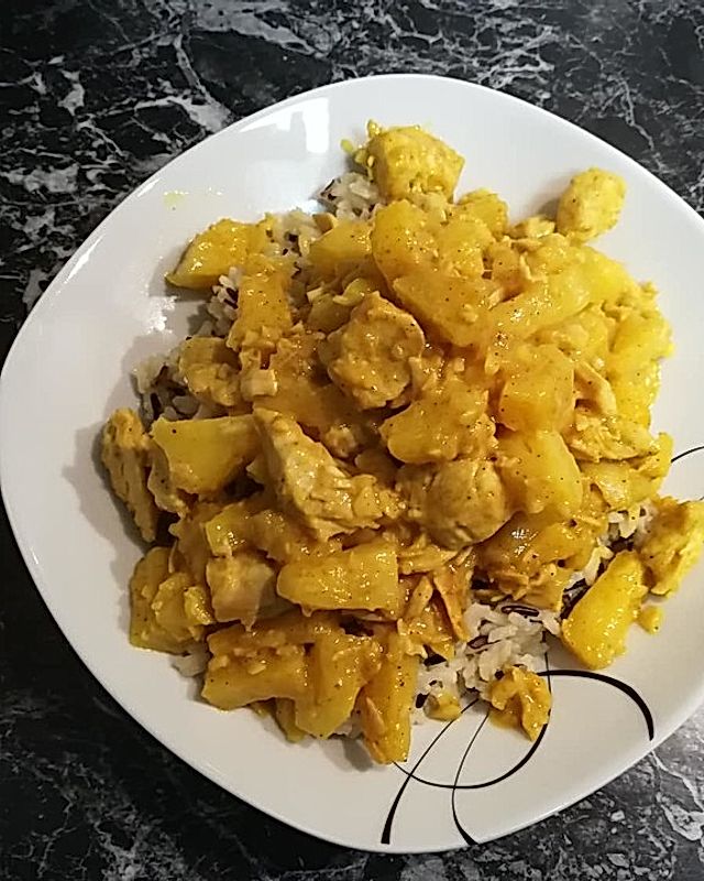 Hähnchenbrustfilets mit Ananas - Curry - Sauce