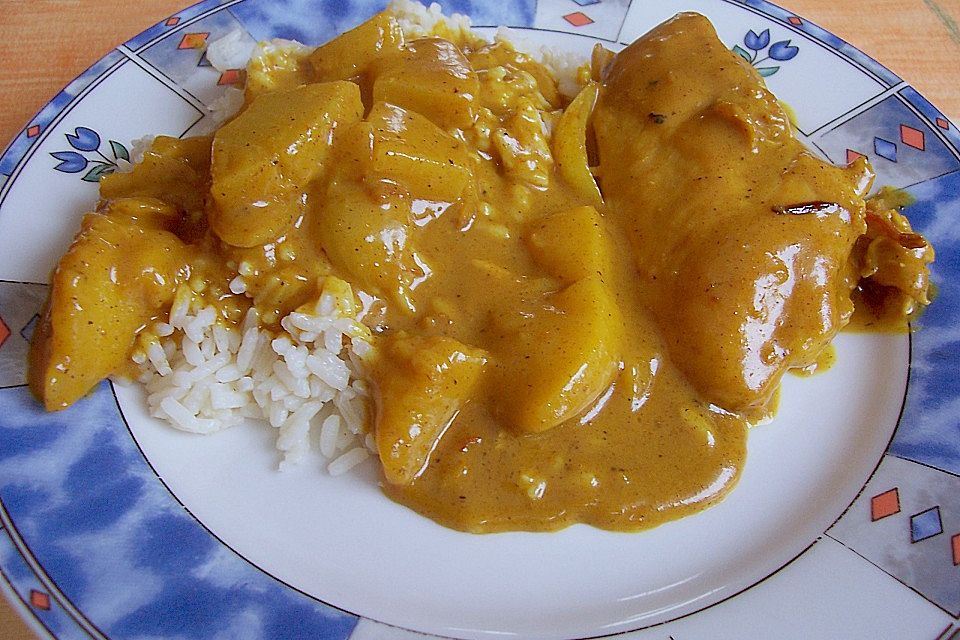 Hähnchenbrustfilets mit Ananas - Curry - Sauce