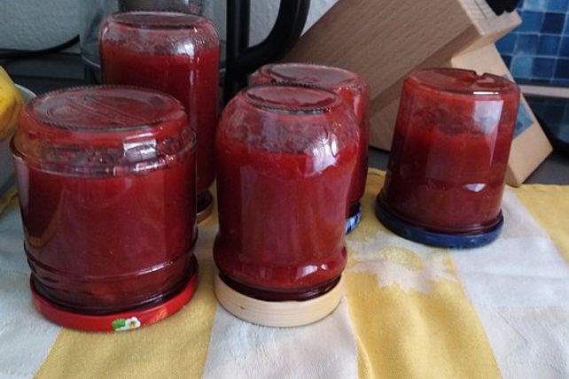 Erdbeer-Banane-Vanille-Marmelade von EagleMaus| Chefkoch