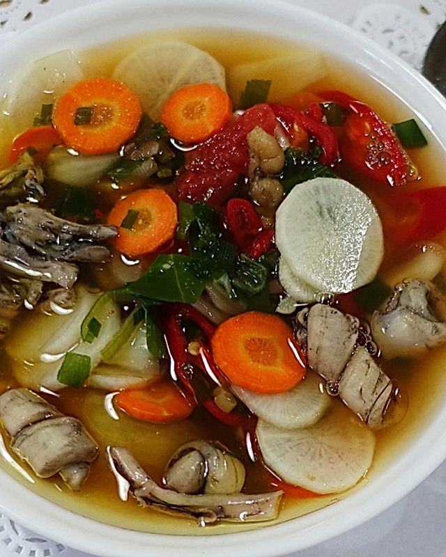 Scharfe Fischsuppe mit Gemüse ala Dewi Desi