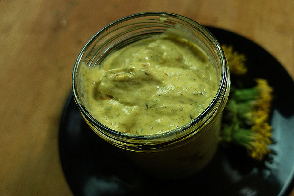 Vegane Löwenzahn-Mayonnaise