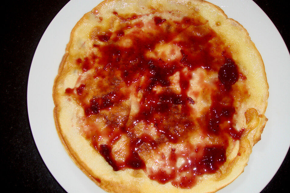 Pfannkuchen mit Joghurt statt Milch Pfannkuchen mit Joghurt statt Milch