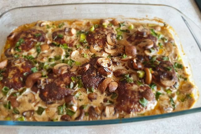 Ofenbouletten mit Champignonrahmsauce von Bierkoenig2006| Chefkoch Ofenbouletten mit Champignonrahmsauce von Bierkoenig2006| Chefkoch