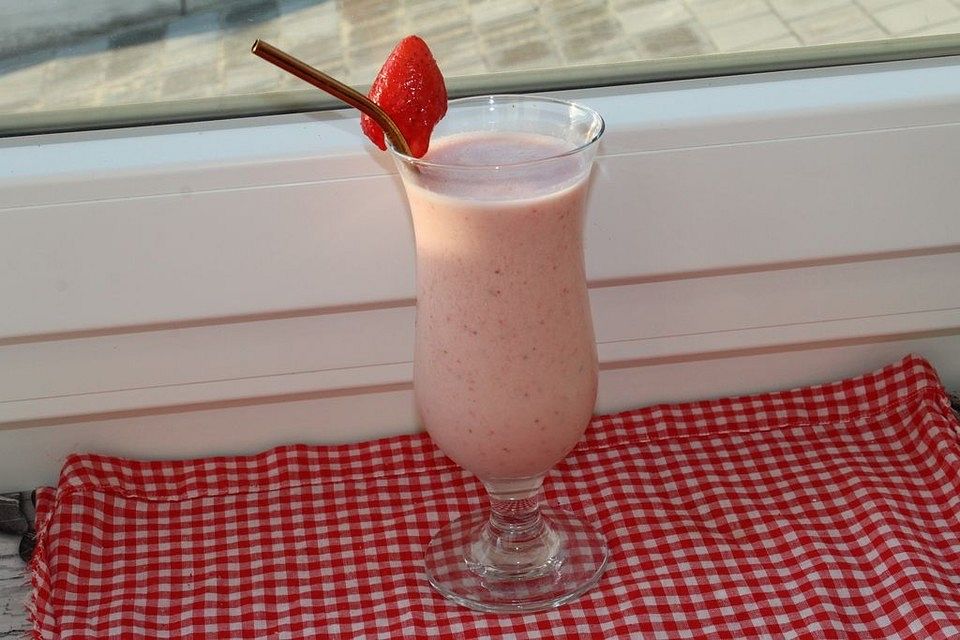 Melone-Apfel-Erdbeer-Shake