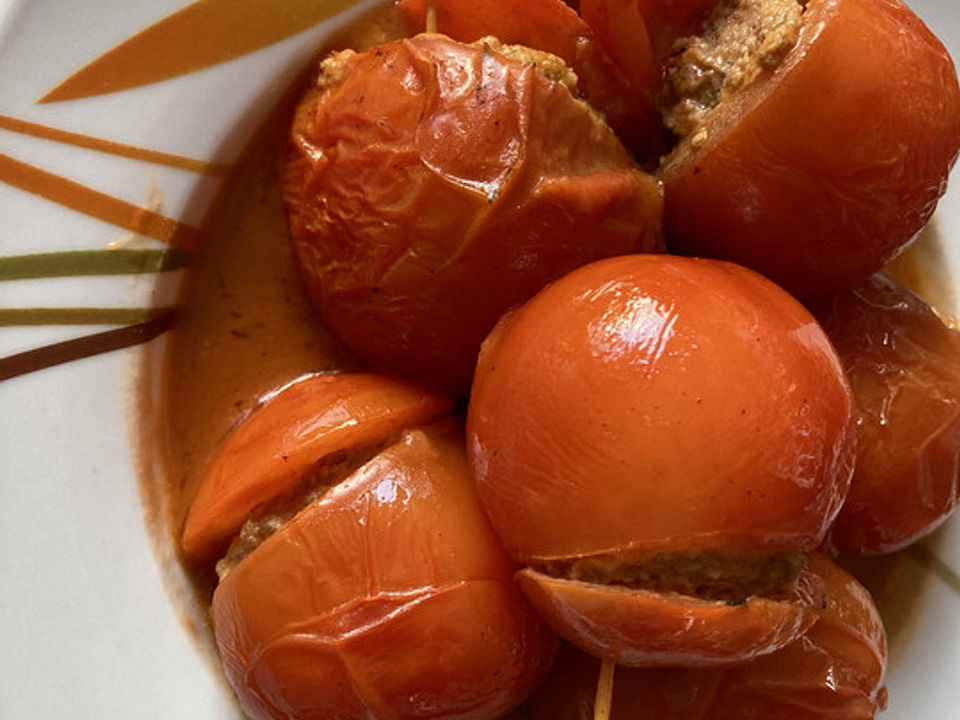 Gefüllte Tomaten mit Soße - nicht überbacken von laurinili| Chefkoch