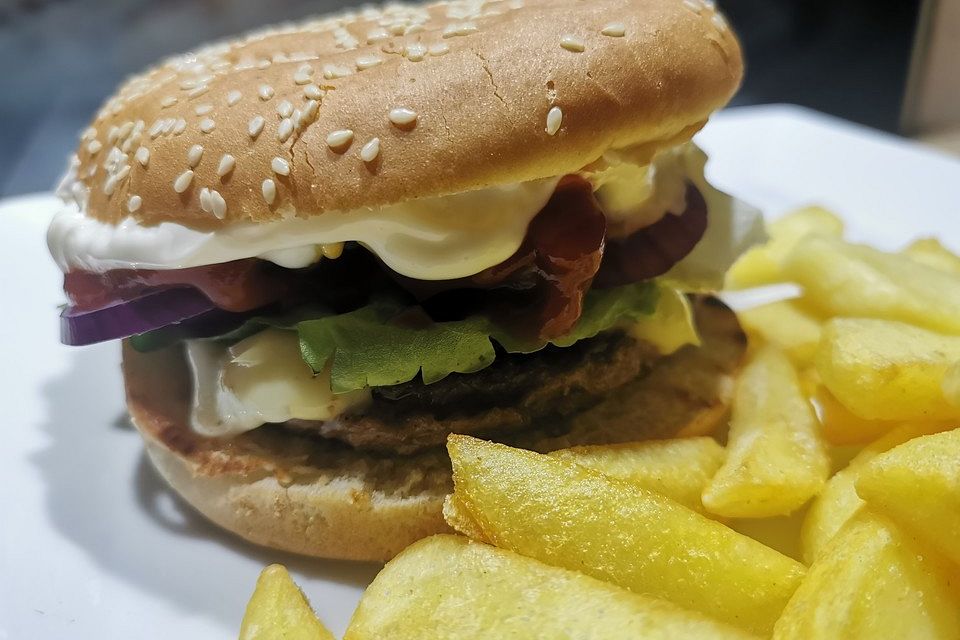 Classic Cheeseburger Classic Cheeseburger