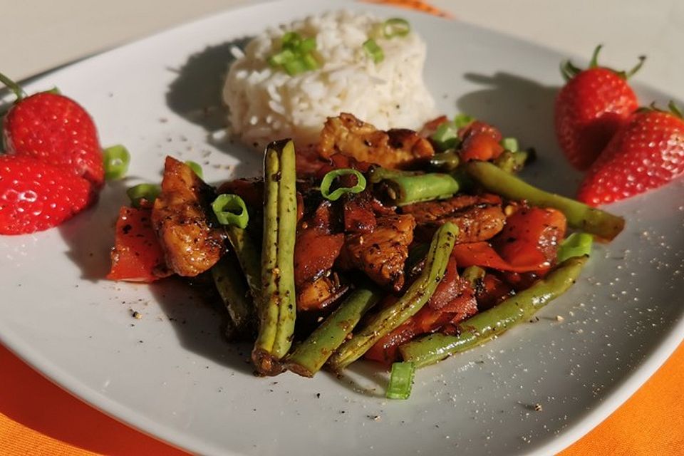 Hähnchen-Gemüsepfanne mit Balsamico