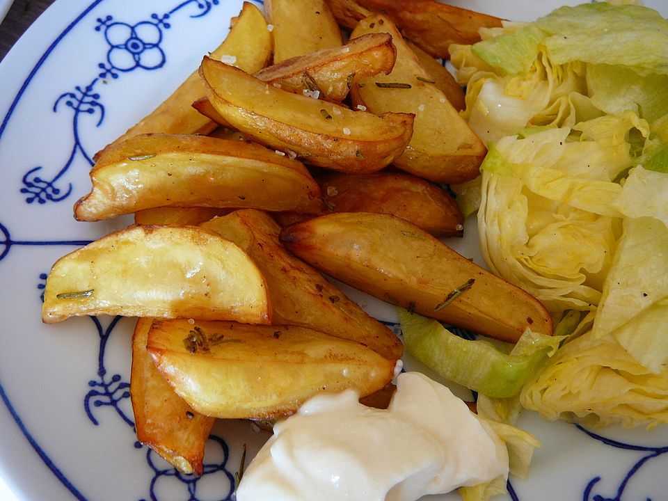 Neue Kartoffeln aus dem Ofen mit Thymian und Rosmarin - Kochen Gut ...