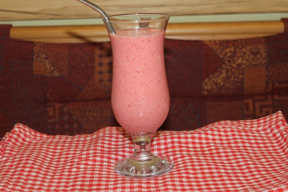 Aprikosen-Beeren-Smoothie