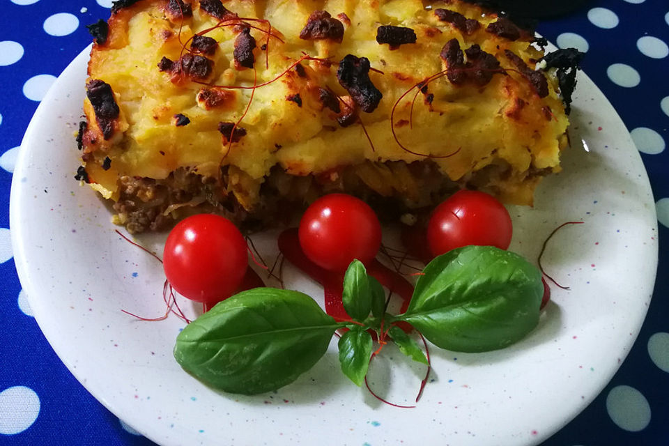 Hackfleisch-Lauch-Zucchini-Süßkartoffel-Auflauf