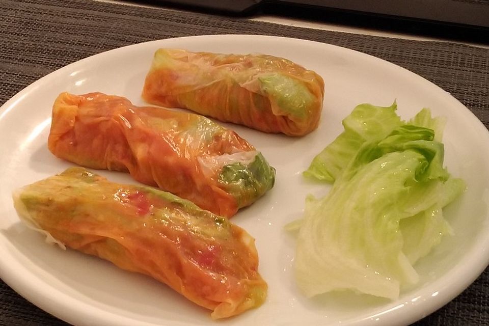 Sommerrollen mit Lachs, Steakpfeffer und Sukiyaki Soße