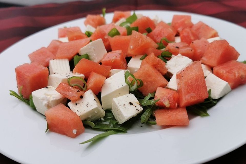 Wassermelonen-Salat mit Rucola und Feta