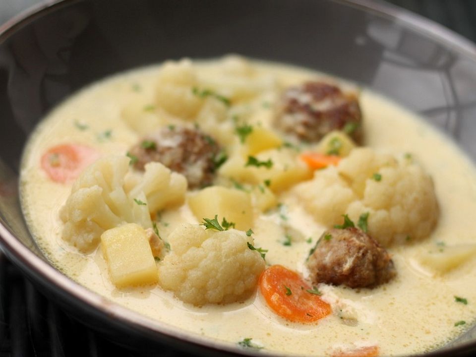 Blumenkohl-Käsesuppe mit Hackfleischbällchen von eisbobby | Chefkoch