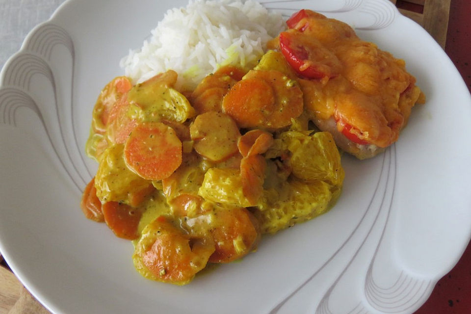 Orangen-Möhren-Gemüse in Curryrahm