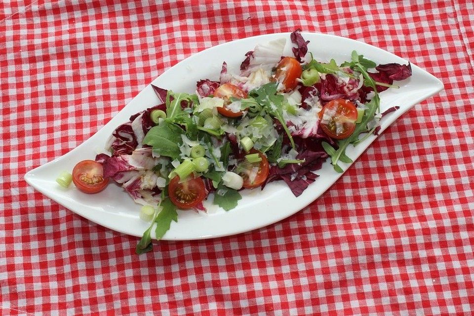 Radicchio-Tomatensalat à la Gabi