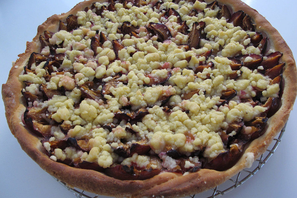 Pflaumenkuchen mit Streuseln nach Großmutters Rezept