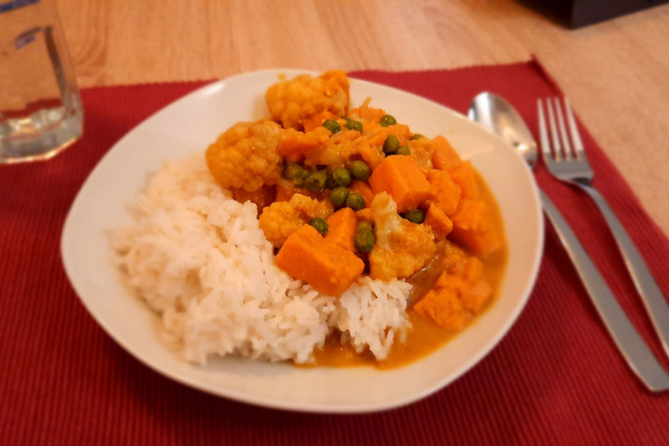 Blumenkohl-Süßkartoffel-Curry