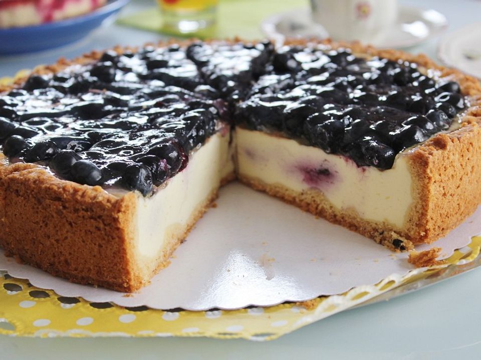 Blaubeer-Schmand-Pudding-Kuchen von BieneEmsland| Chefkoch