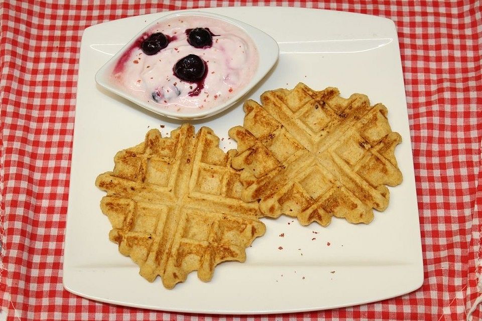 Low carb Waffeln mit Beeren