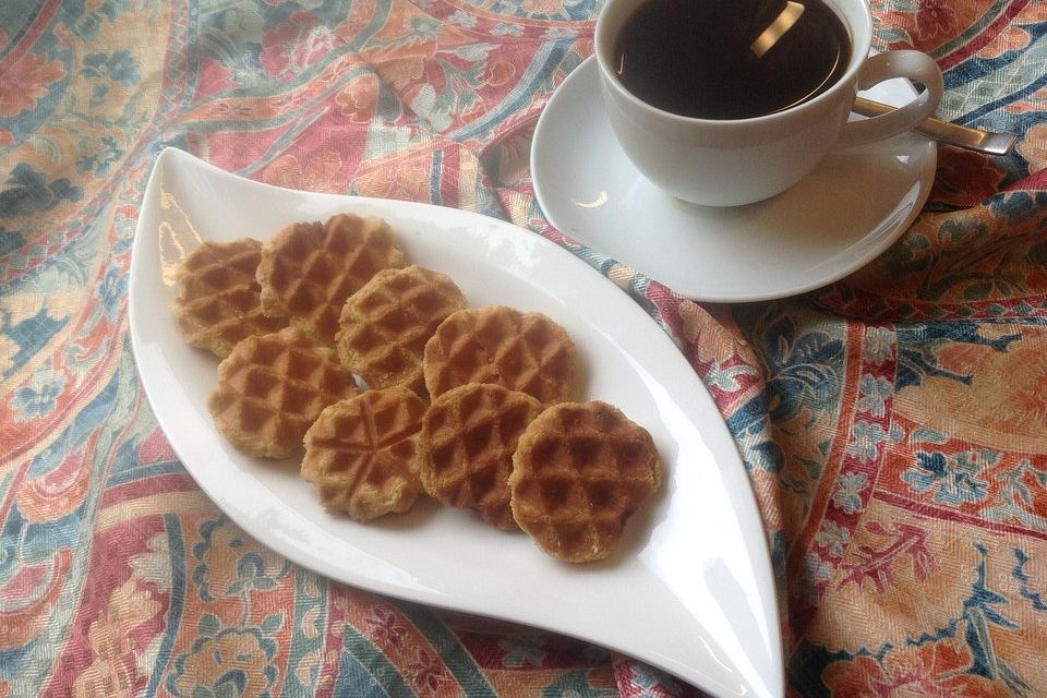 Waffelkekse, Waffelplätzchen, zerbrochene Herzen