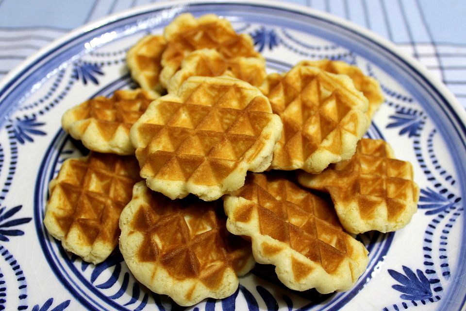 Waffelkekse, Waffelplätzchen, zerbrochene Herzen