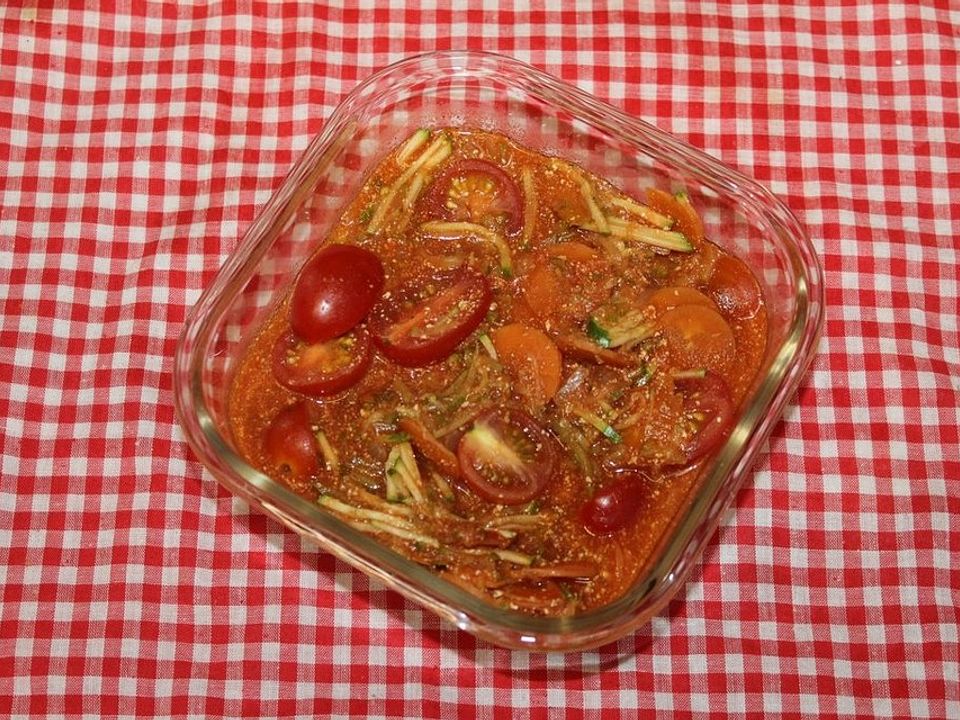 Möhren-Zucchini-Gemüsepfanne von pesub | Chefkoch