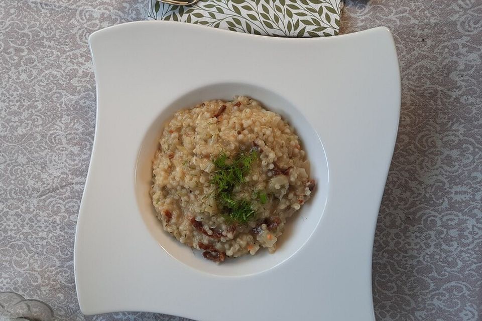 Graupenrisotto mit Fenchel und getrockneten Tomaten