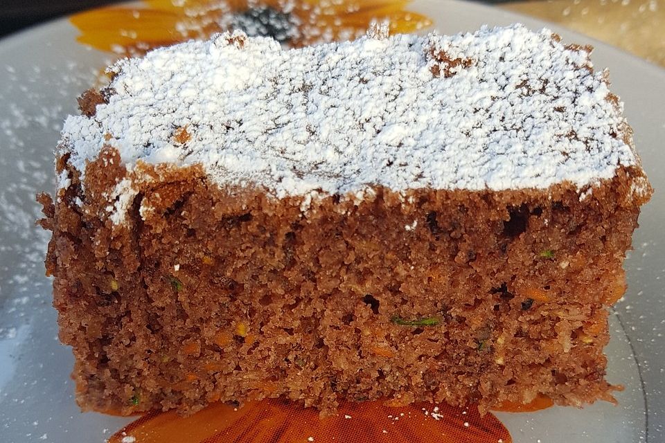 Glutenfreier Zucchini-Karotten-Kuchen