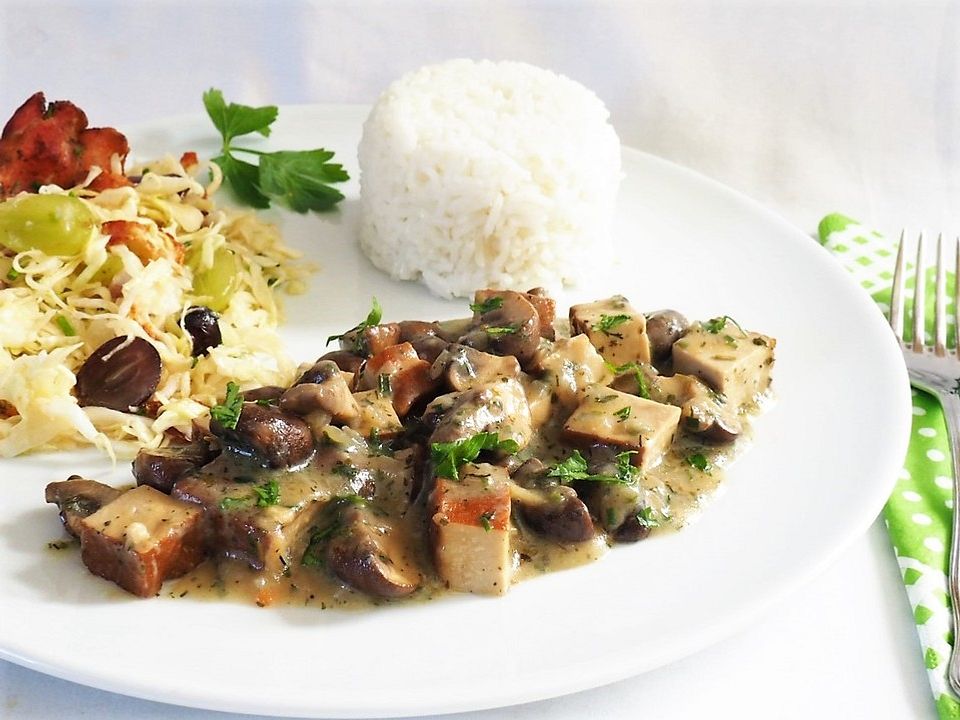 Tofu-Champignon-Ragout mit Basmatireis von trekneb| Chefkoch