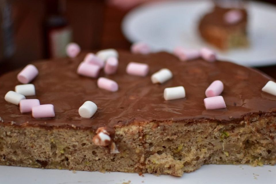 Zucchini-Marshmallow-Kuchen