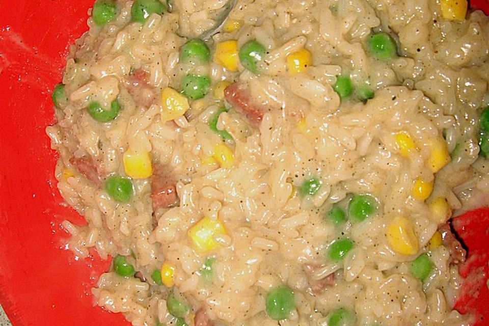 Risotto mit Salami und Erbsen