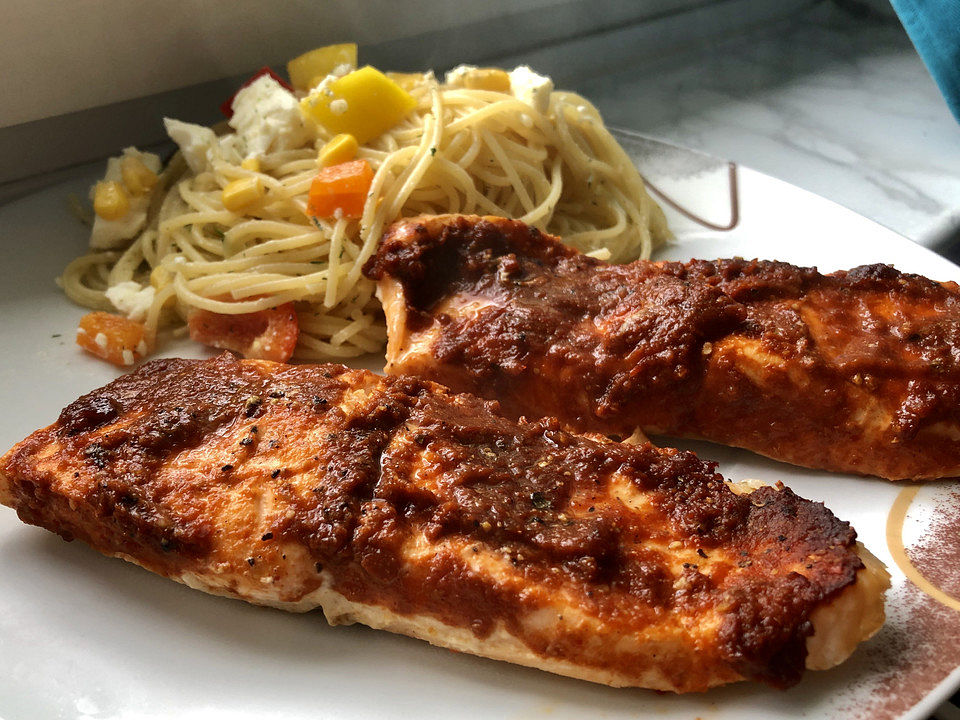 Chili-Lachsfilets mit warmem Spaghettisalat von McMoe| Chefkoch Chili-Lachsfilets mit warmem Spaghettisalat von McMoe| Chefkoch