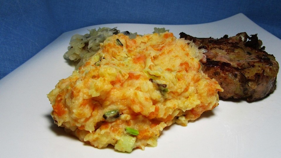 Kartoffel-Möhren-Püree mit Frühlingszwiebeln von Rike2