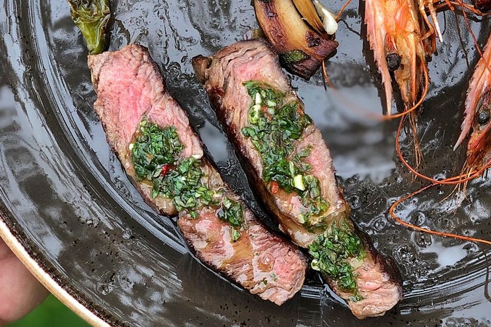 Chimichurri mit Pinienkernen