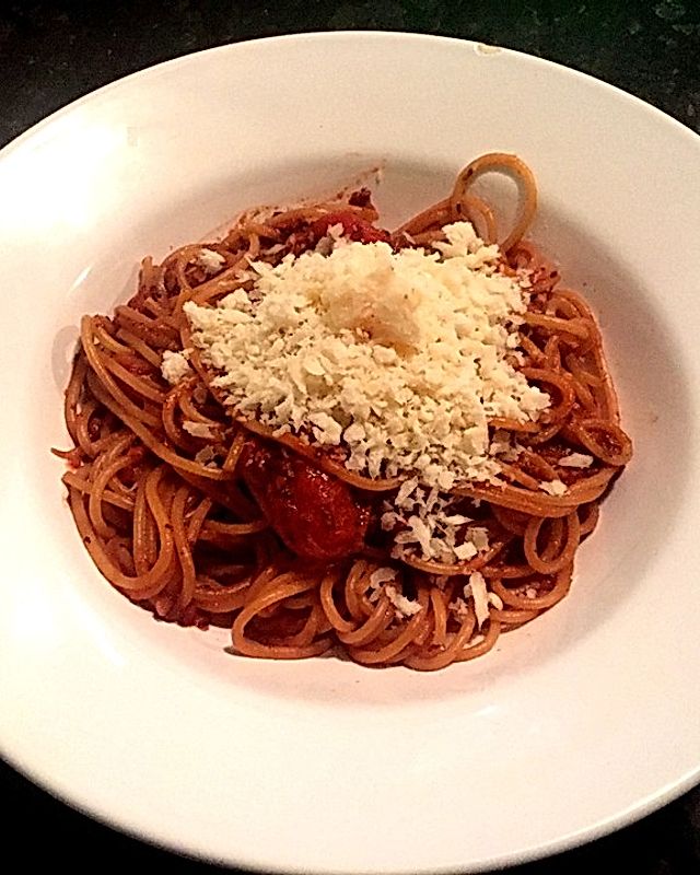 Spaghetti Napoli mit Speck