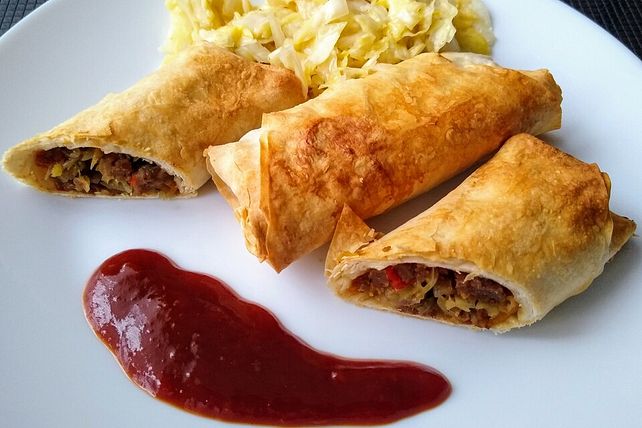 Knusprige Frühlingsrollen mit Yufkateig von zuiko| Chefkoch
