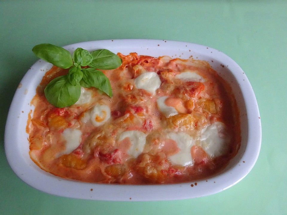Gnocchi-Auflauf mit Tomaten-Paprika-Soße von GinaBaa| Chefkoch