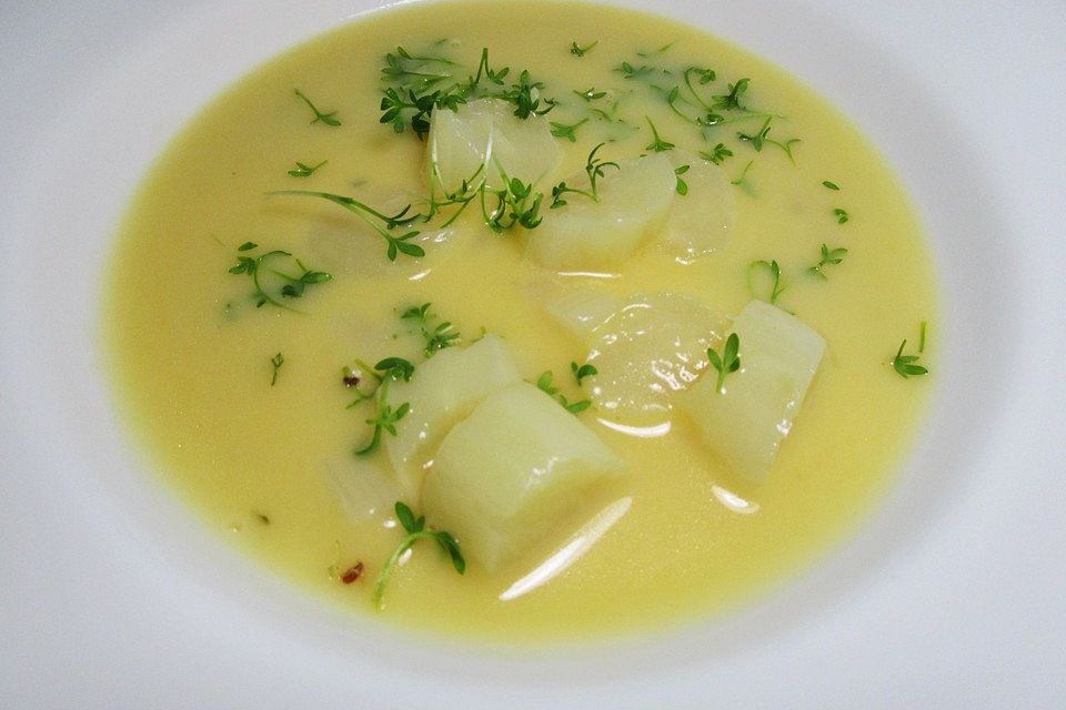 Spargelcremesuppe