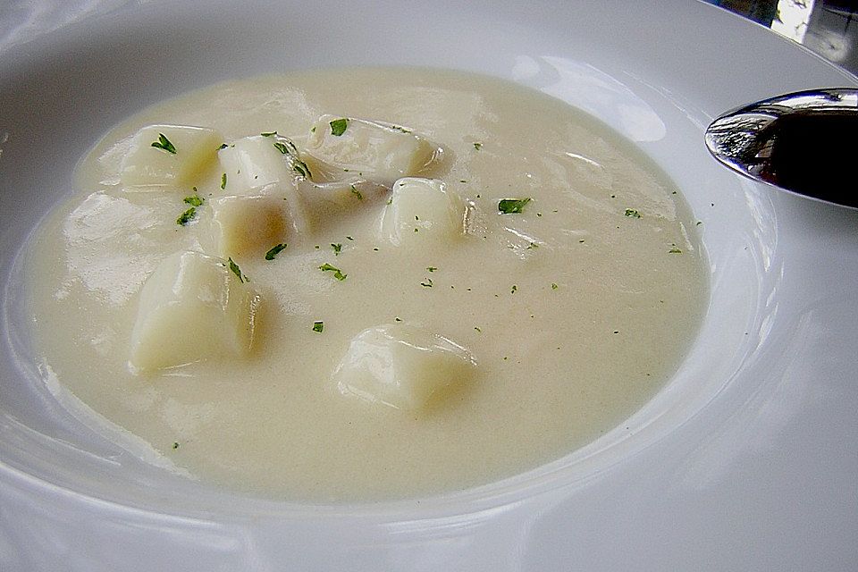 Spargelcremesuppe