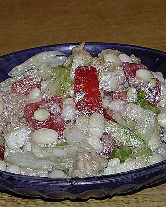 Thunfischsalat mit weißen Bohnen