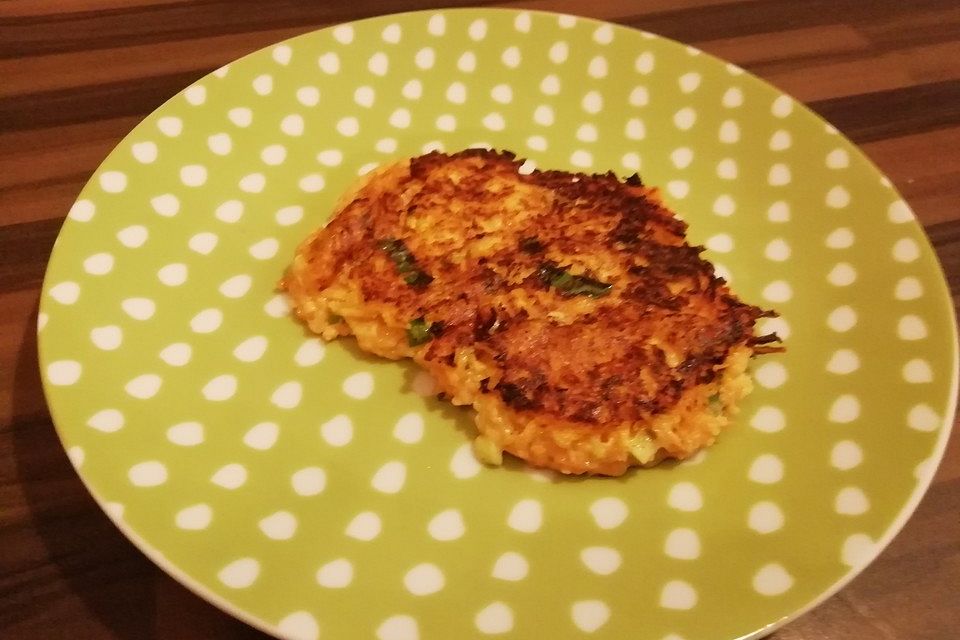 Süßkartoffel-Feta-Puffer