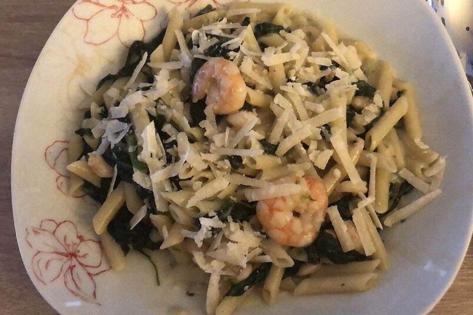 One Pot Pasta mit Blattspinat One Pot Pasta mit Blattspinat