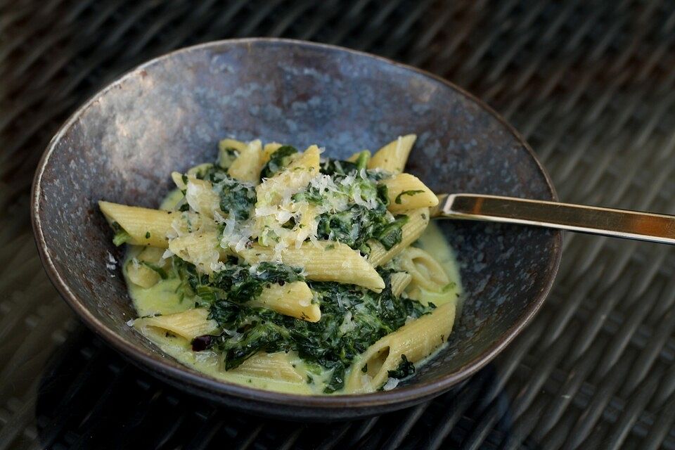 One Pot Pasta mit Blattspinat One Pot Pasta mit Blattspinat