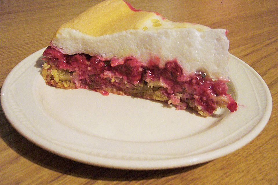 Früchtekuchen mit Baiser Früchtekuchen mit Baiser