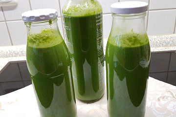 Gruner Sehr Gesunder Smoothie Von Kuchen Zauber Chefkoch 