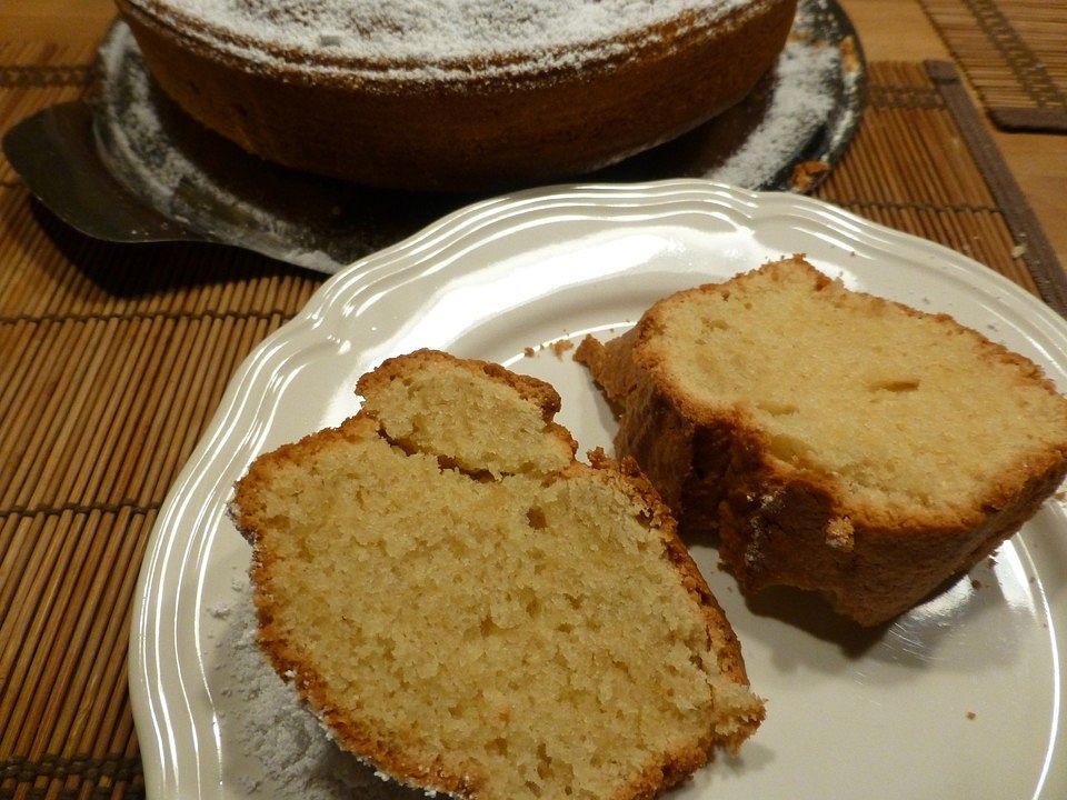 Kirchwistedter Mandel-Vanille-Guglhupf| Chefkoch