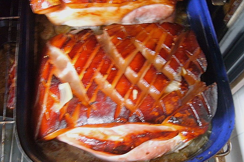 Schweinekrustenbraten in Zwiebel - Bier - Sauce