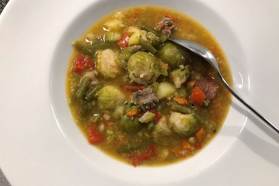 Gemüsesuppe