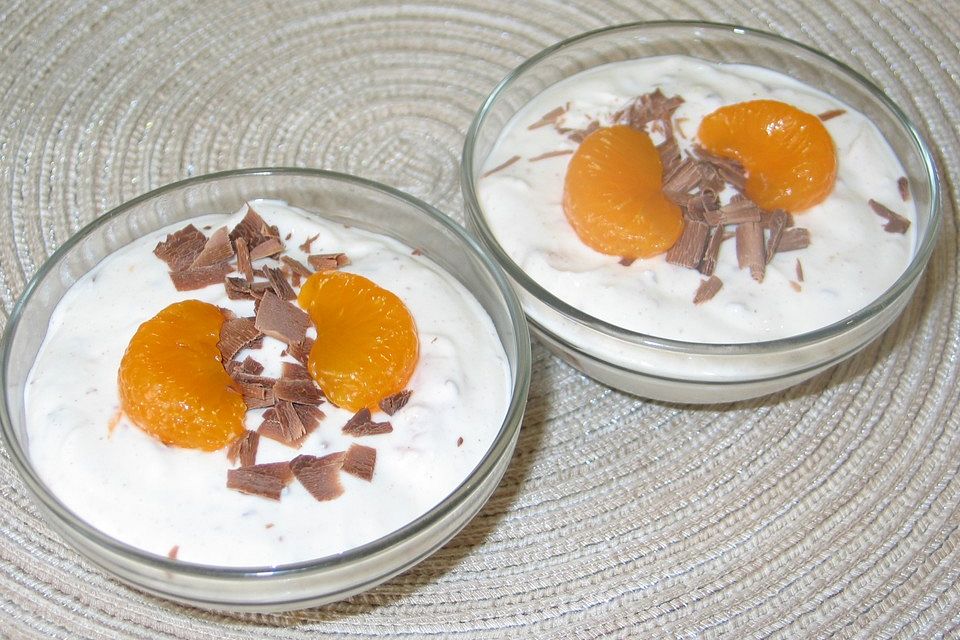 Mandarinendessert mit Schokosplittern