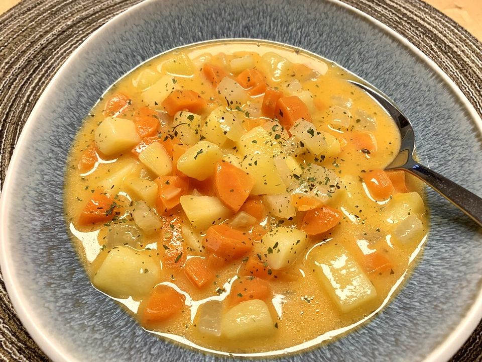 Sättigende Kartoffel-Möhren-Suppe für Studenten von GinaLeonie1234 ...